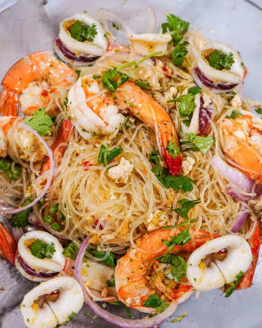 Spicy Thai Noodle Salad
